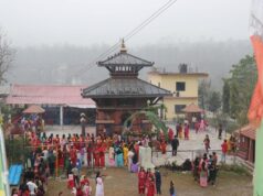 तनहुँका शिवमन्दिरमा भक्तजनको घुइँचो