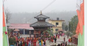 तनहुँका शिवमन्दिरमा भक्तजनको घुइँचो