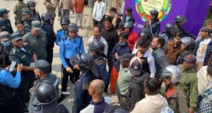 पोखरामा झडप, केही प्रदर्शनकारी र नगर प्रहरी घाइते