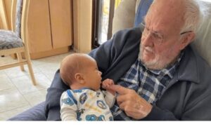 आफ्नो रगत दिएर २४ लाख बालकलाई बचाउने अष्ट्रेलियाली वृद्धको निधन