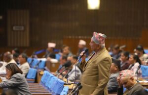 शिक्षकसँगका सम्झौता कार्यान्वयन गर्न केसीको माग