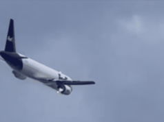 चरासँग ठोक्किएपछि फेडेक्सको विमानको इन्जिनमा लाग्यो आगो