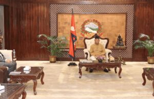 प्रधानमन्त्री र आन्दोलनरत शिक्षकबीच बालुवाटारमा वार्ता