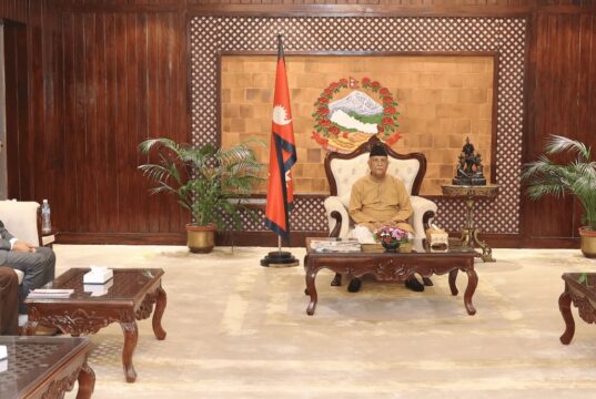 प्रधानमन्त्री र आन्दोलनरत शिक्षकबीच बालुवाटारमा वार्ता