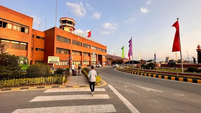 त्रिभुवन विमानस्थलबाट हुने मानव तस्करीको नयाँ रूप : भिजिट भिसाको नाममा मौलाउँदै ‘सेटिङ’
